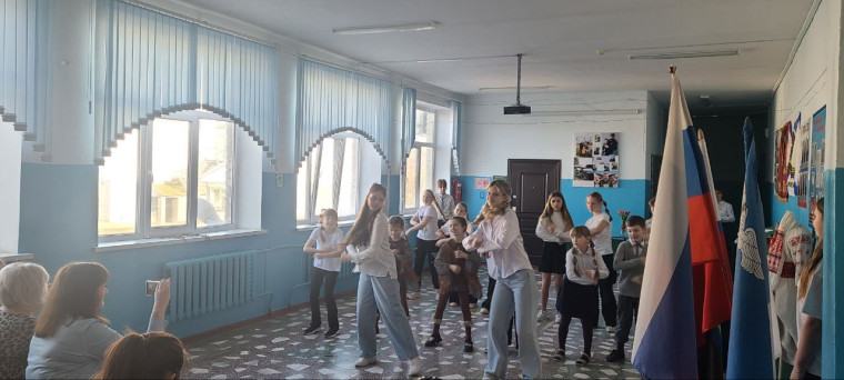 Концерт для милых мам.
